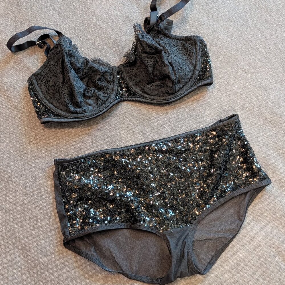 Victoria’s Secret Dream Angels Sequin & Lace Bra + Panty Set